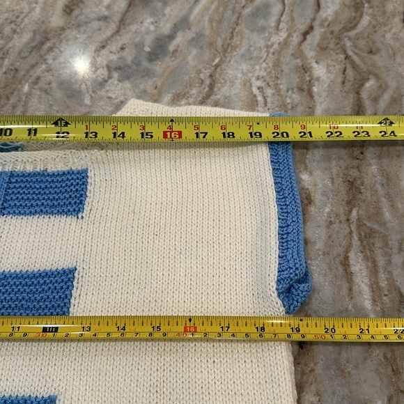 Hand Knit Top - Picture 3 of 5